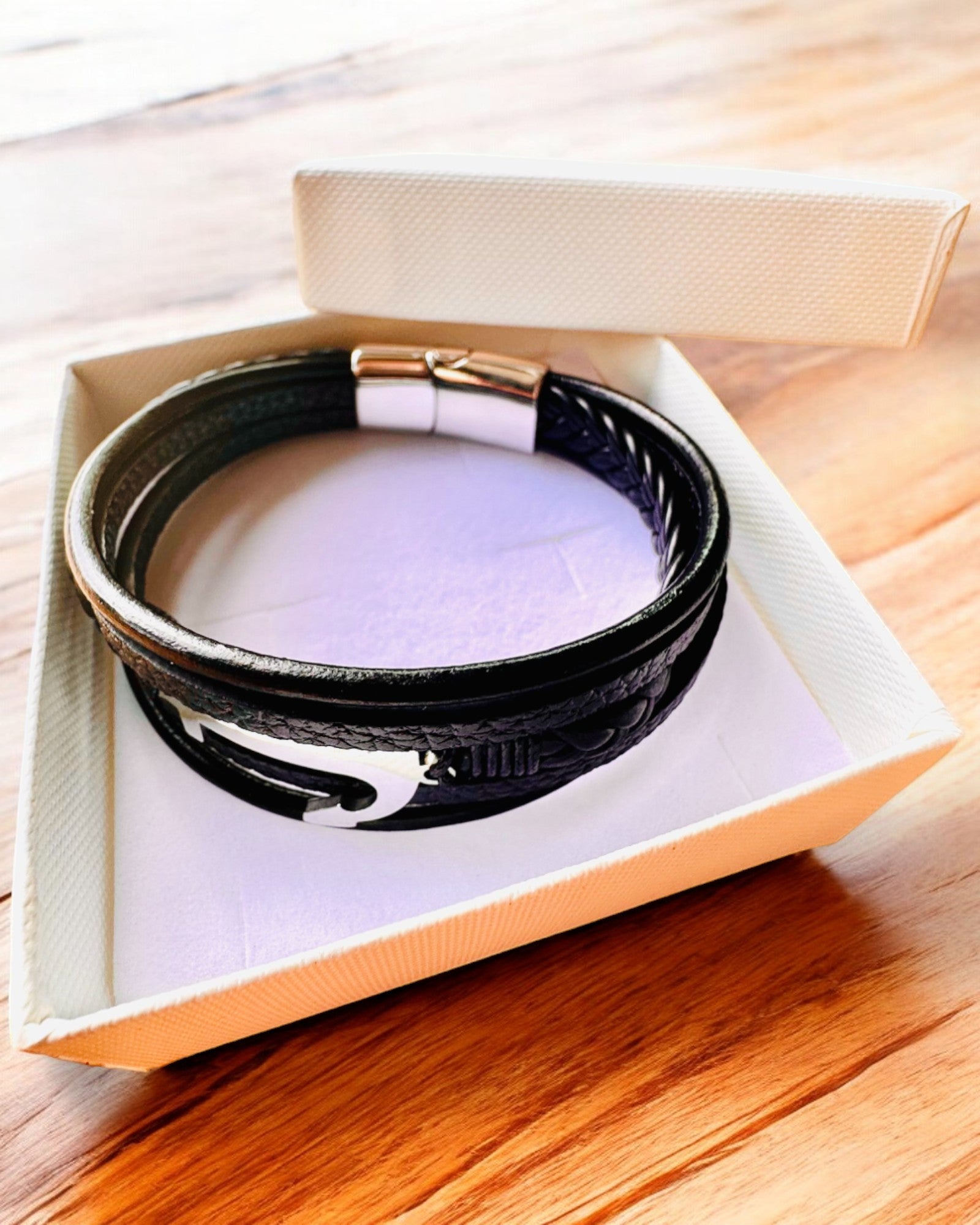 Herrenarmband "Anker der Eleganz" mit Gravuroption als Geschenk