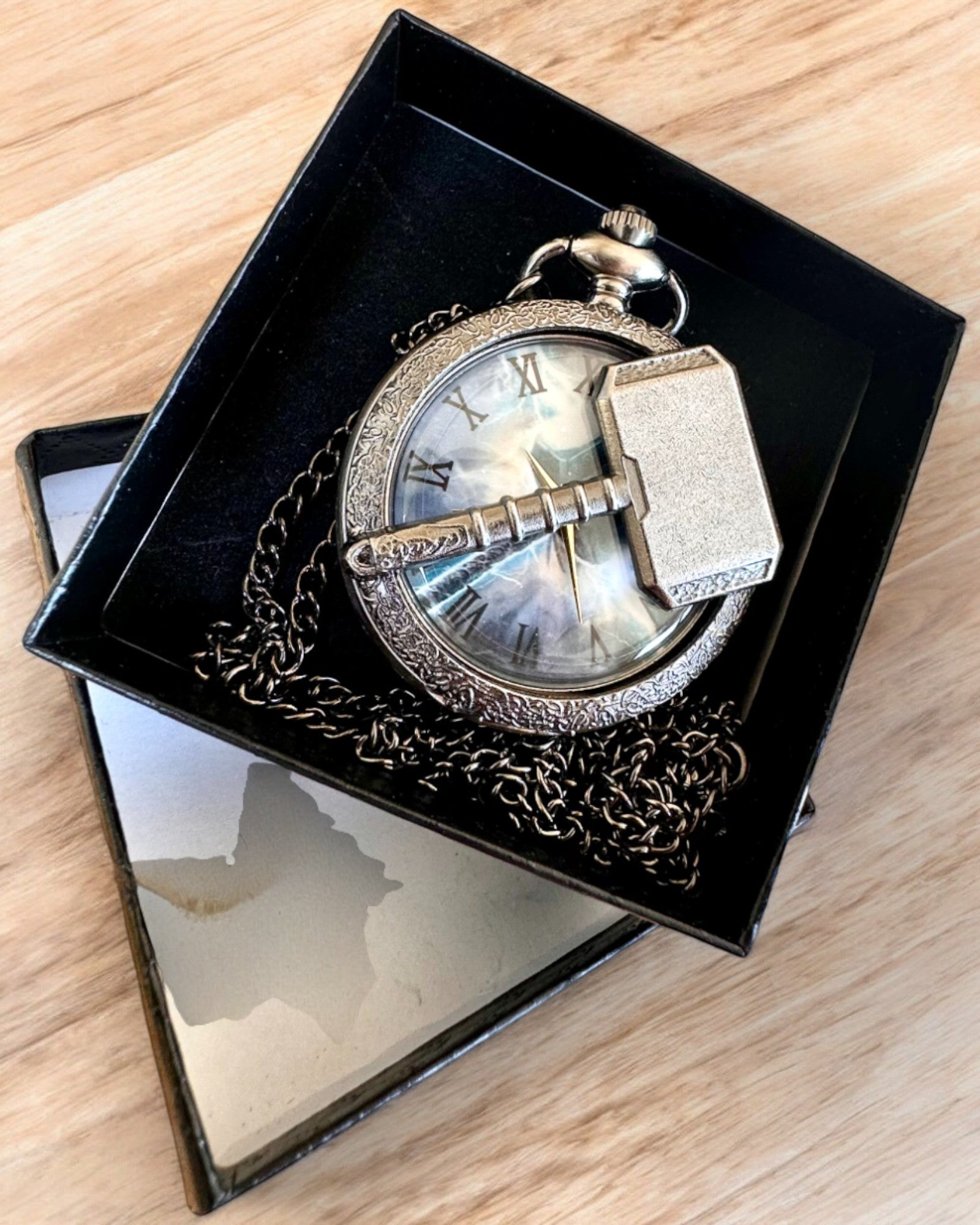 Macht der Zeit - Taschenuhr, Möglichkeit zur Personalisierung mit Gravur als Geschenk