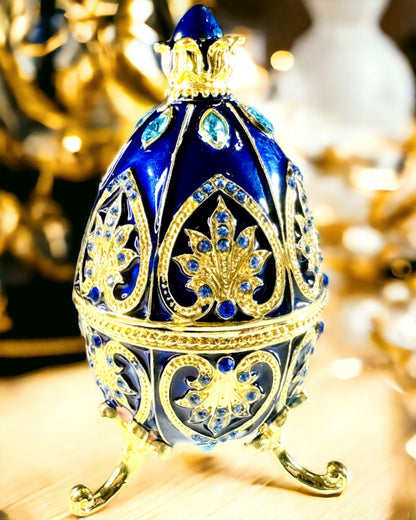 Exklusives Fabergé-Ei - dunkle blaue Farbe – Dekorative Schmuckschatulle aus Emaille