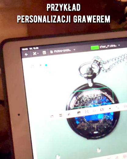 Taschenglas "Eternum", Personalisierung für ein Geschenk mit Gravur